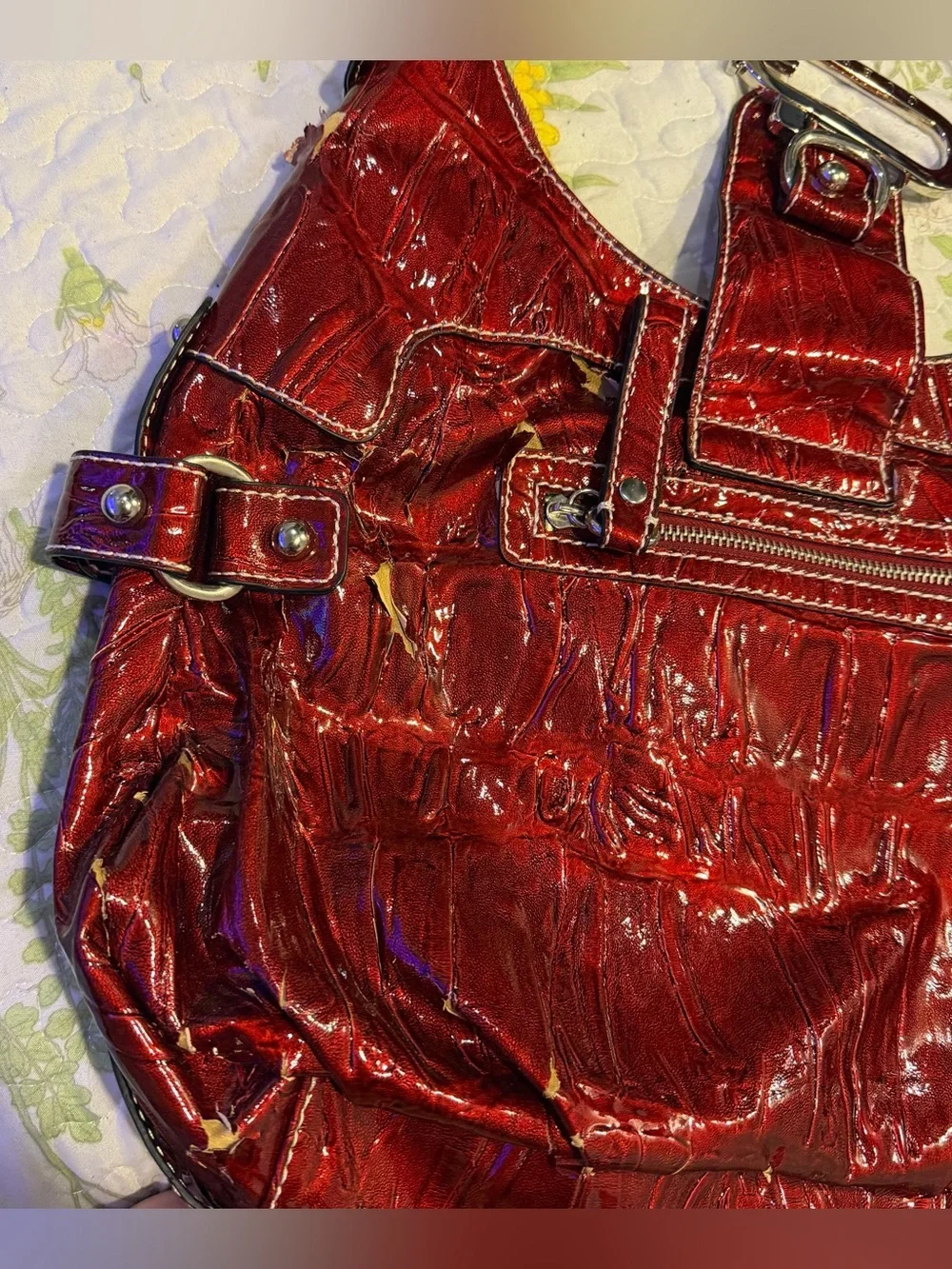 Vintage Y2K Red Synthetic Alligator Leather Guess Large Purse Silver Accents
